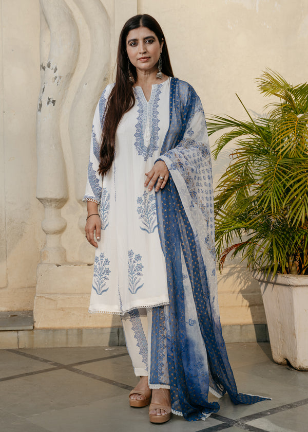 Aarunya Kali Suit Set
